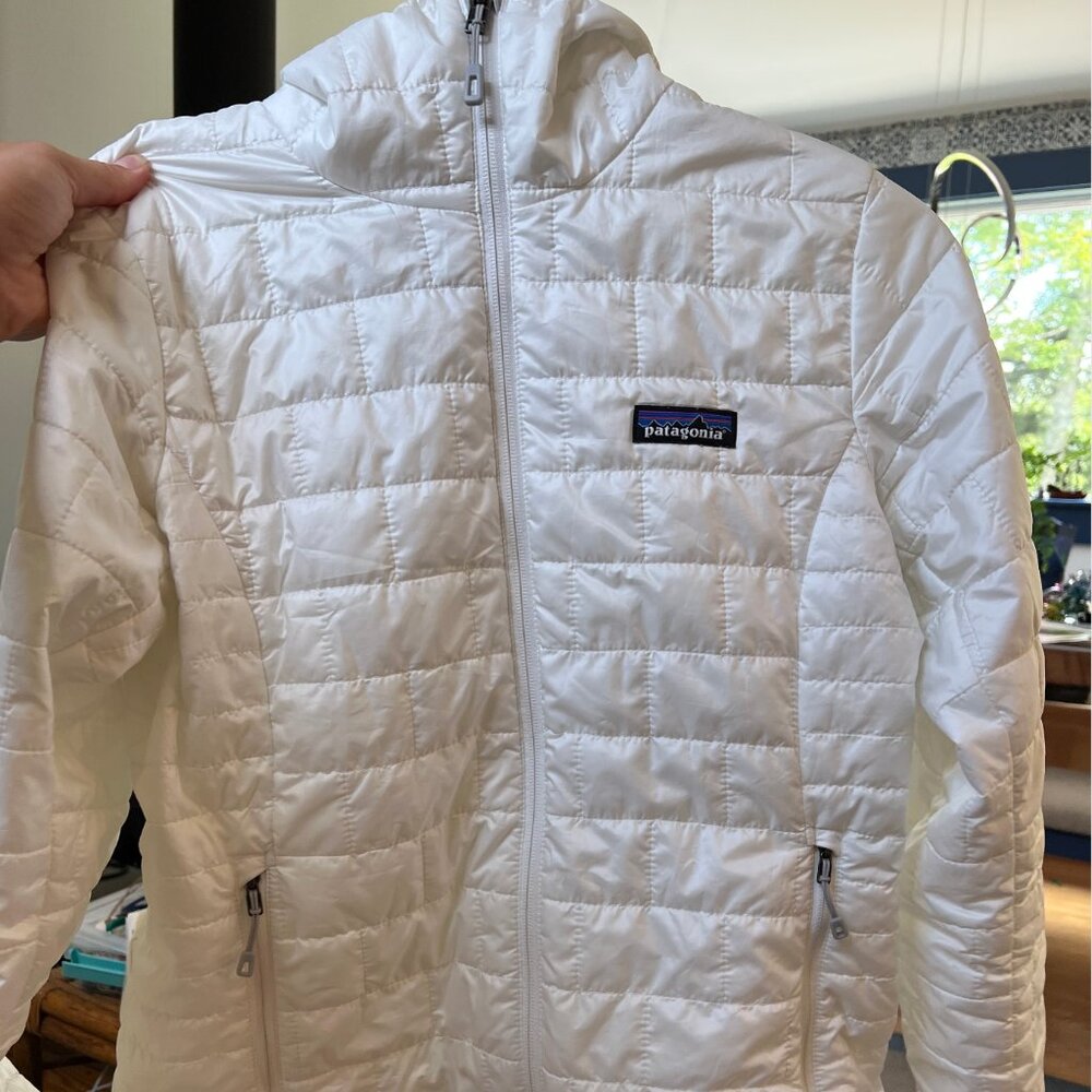 Patagonia Womens Nano Puff Hoody - SIZE SMALL